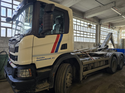 Scania 450